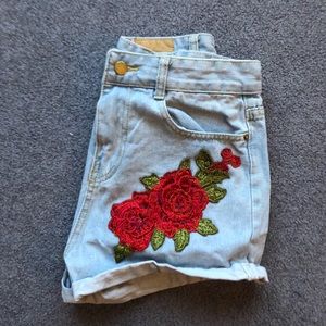 floral embroidered patch denim shorts